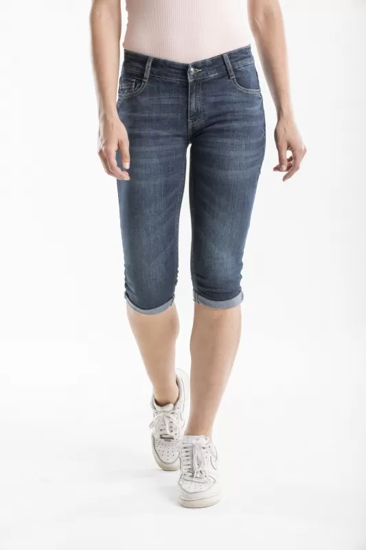 Pantacourt coupe slim FAIKA