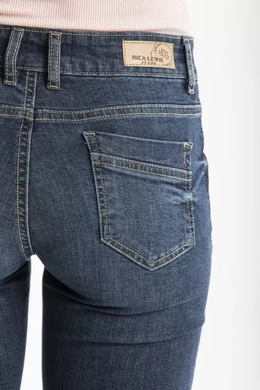 Jeans a Pinocchietto Vestibilità Slim Faika