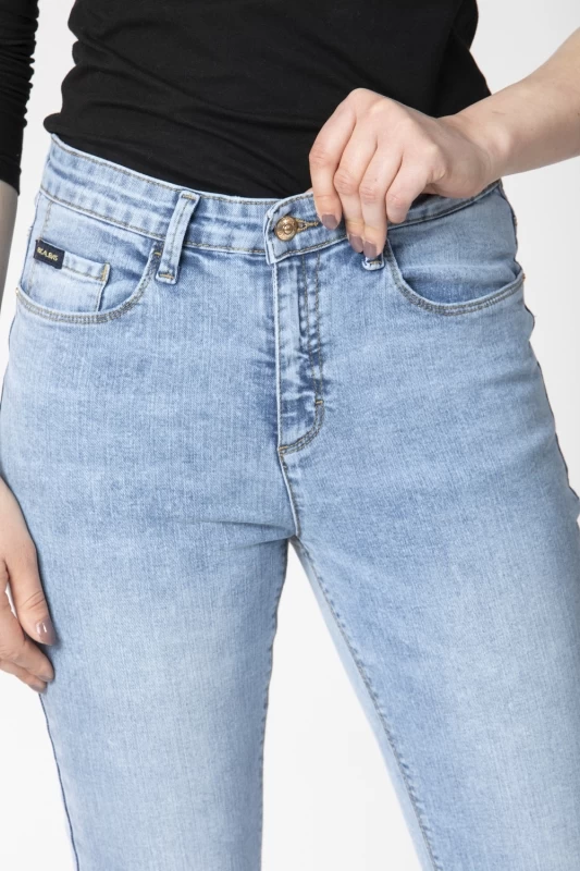 Jeans a trombetta slim-fit ELEN