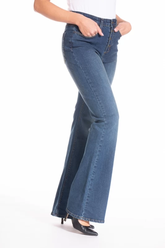 Jeans bootcut  in denim stretch spazzolato ZELIA