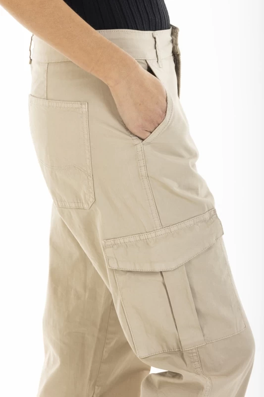 Pantalon stretch coupe cargo BABE